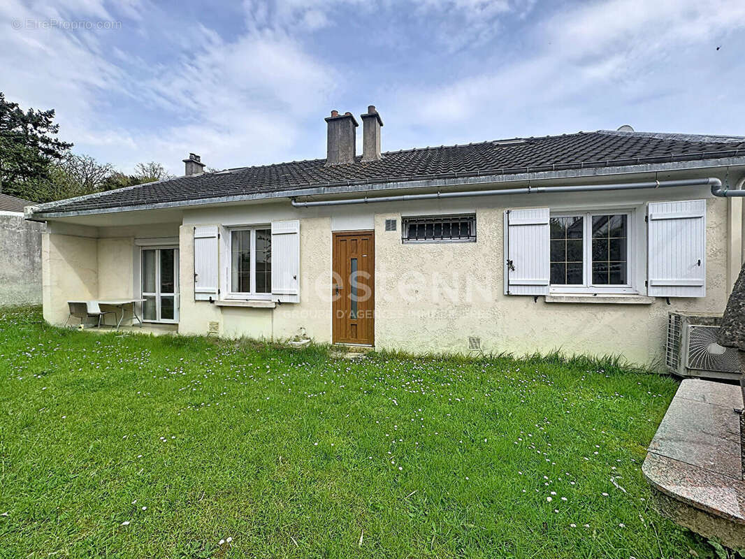 Commerce à LAMORLAYE