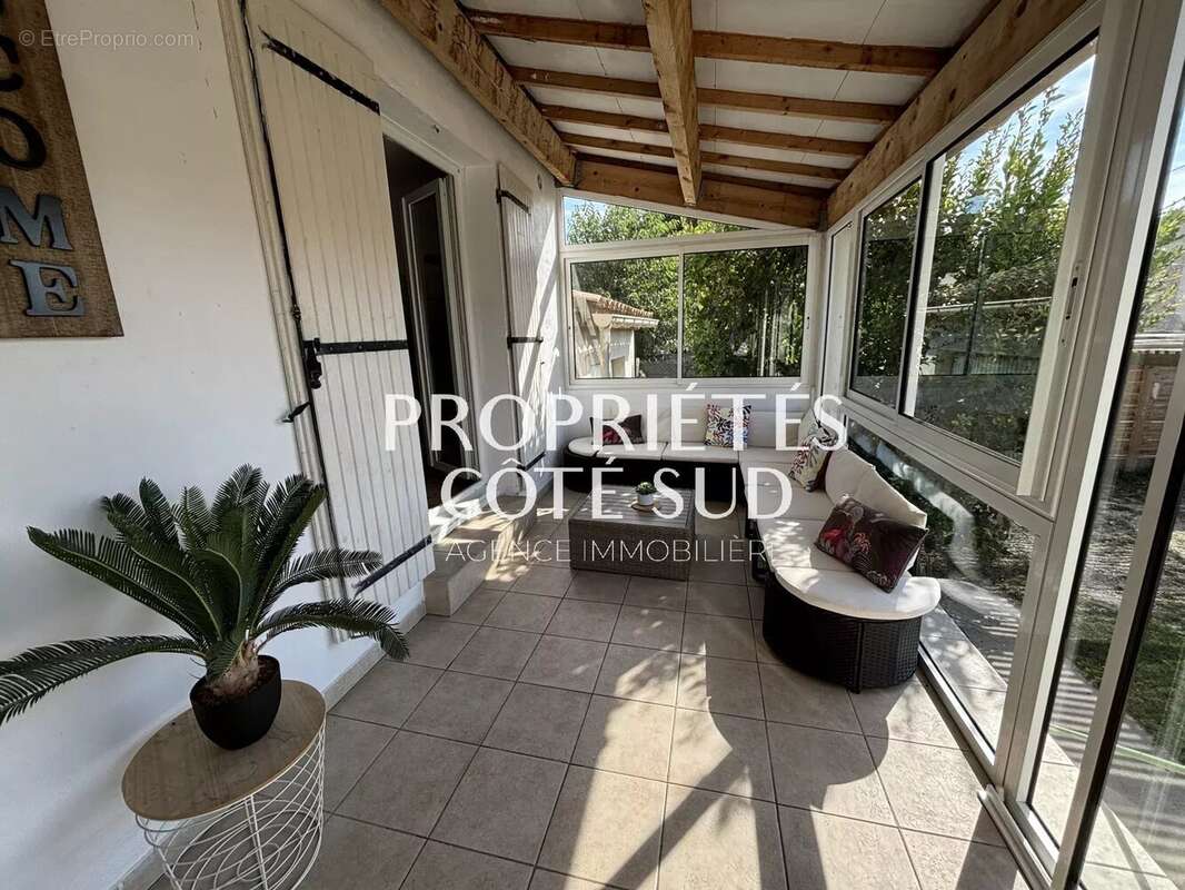 Maison à ROQUEMAURE