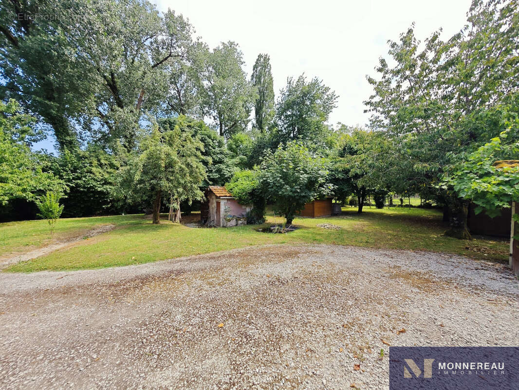 Maison ancienne avec 5 chambres - photo 18