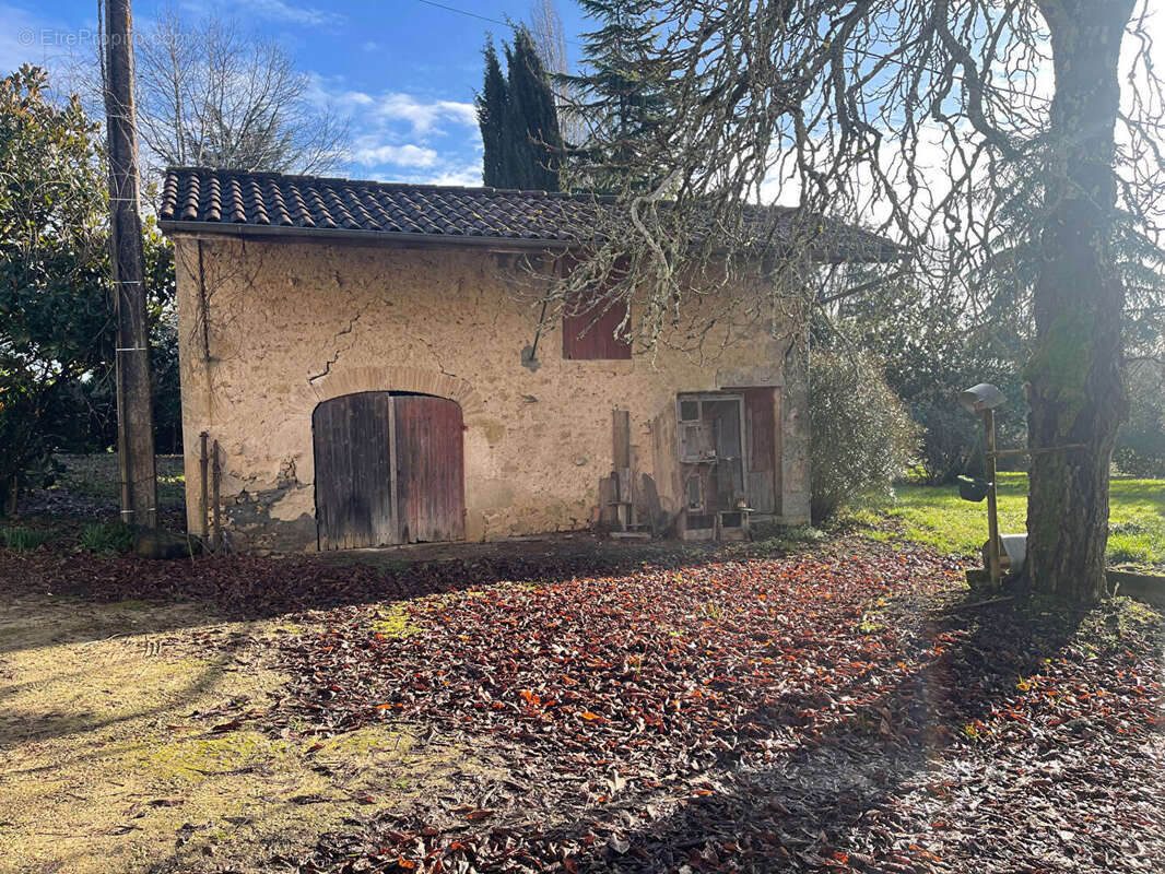 Maison à GENSAC