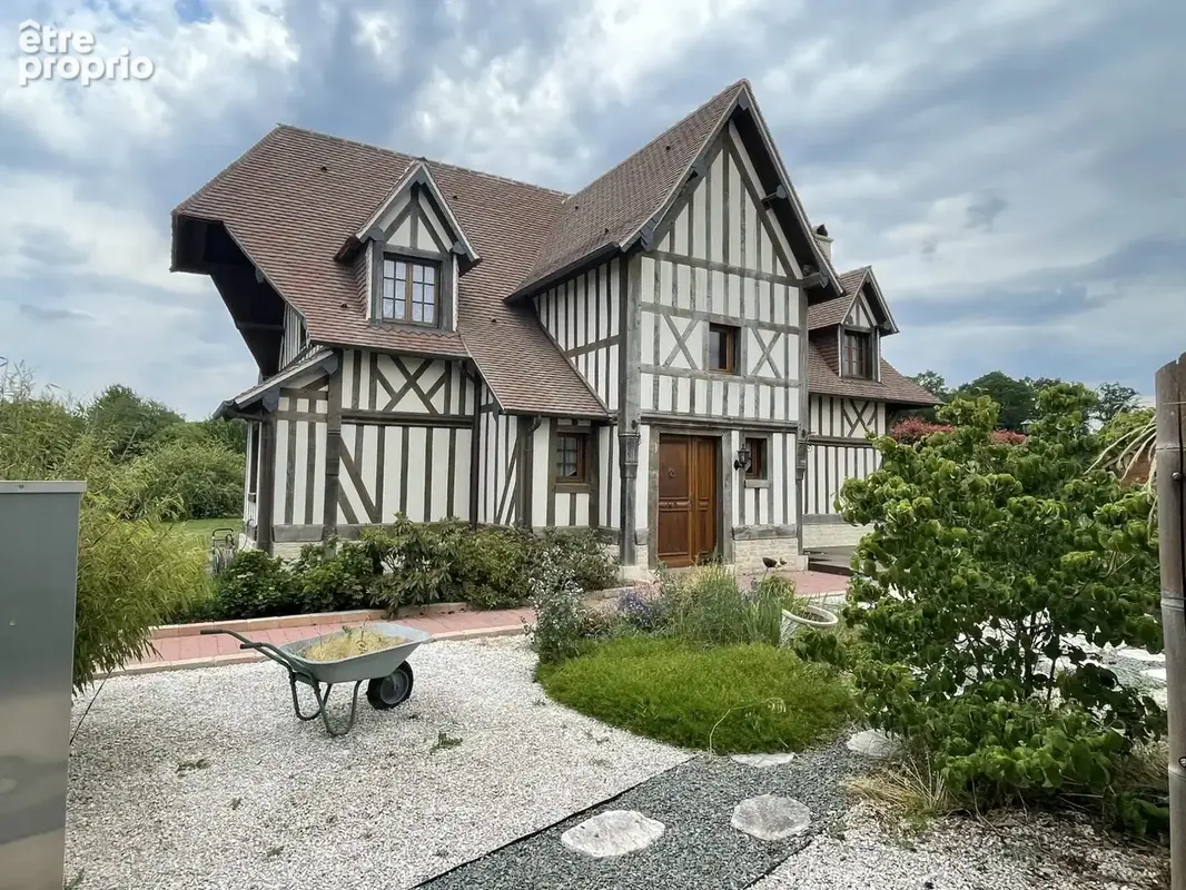 Maison 5 pièces 149 m² à vendre à Conches-En-Ouche (27190) - photo 3