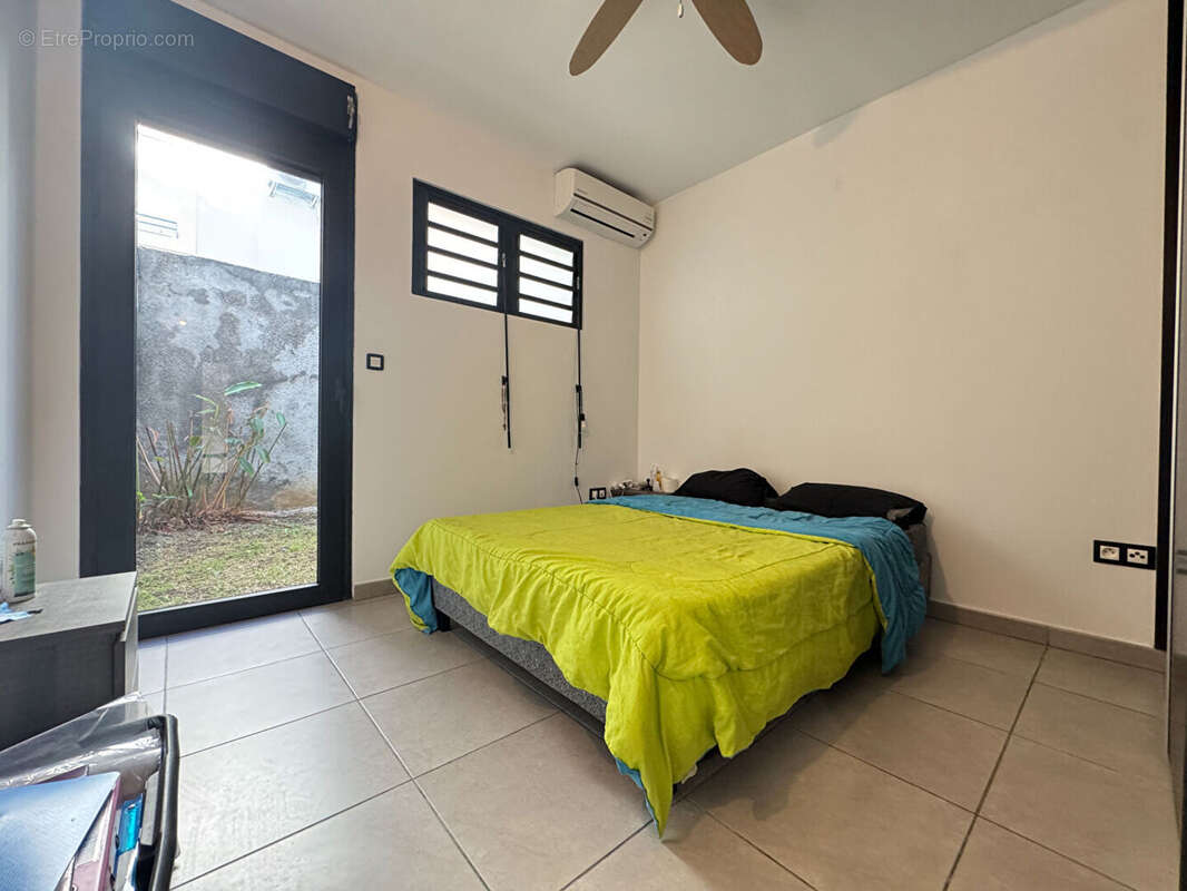 A VENDRE - Saint-Denis centre-ville - Appartement T2 avec jardin proche du Jardin de l'Etat - photo 14