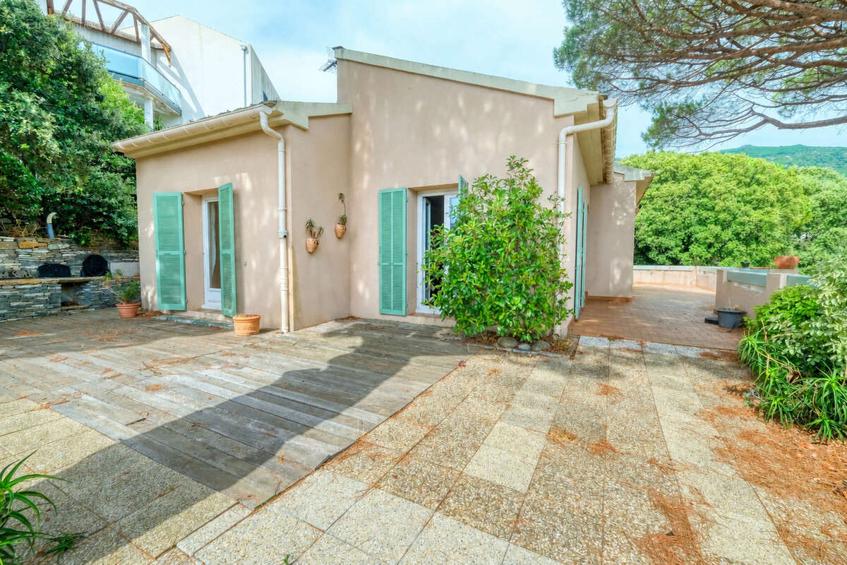 Maison 194m² à ville-di-pietrabugno - photo 8