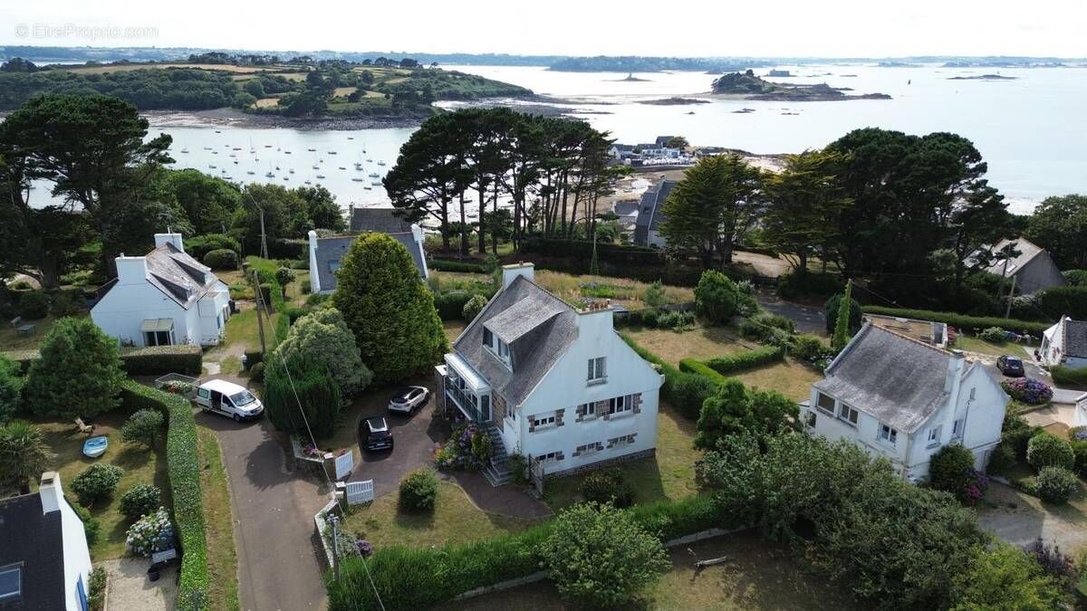 Maison à PLOUGASNOU