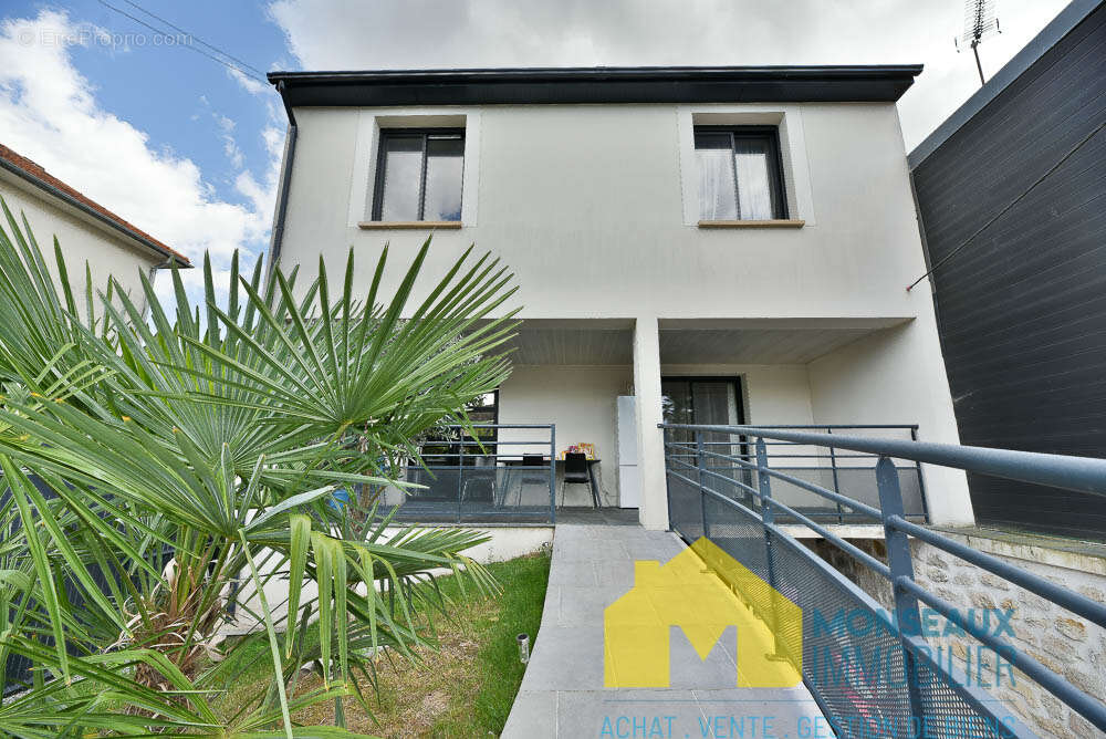 Maison à EPINAY-SUR-ORGE