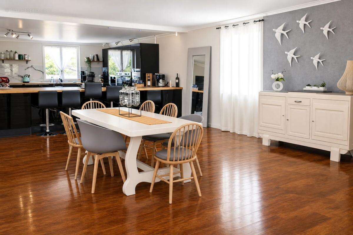Appartement à SAINT-MEARD-DE-GURCON