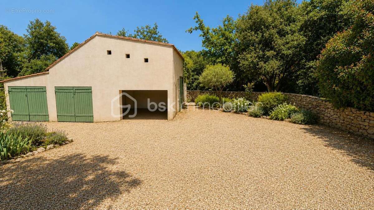 Maison à NEOULES