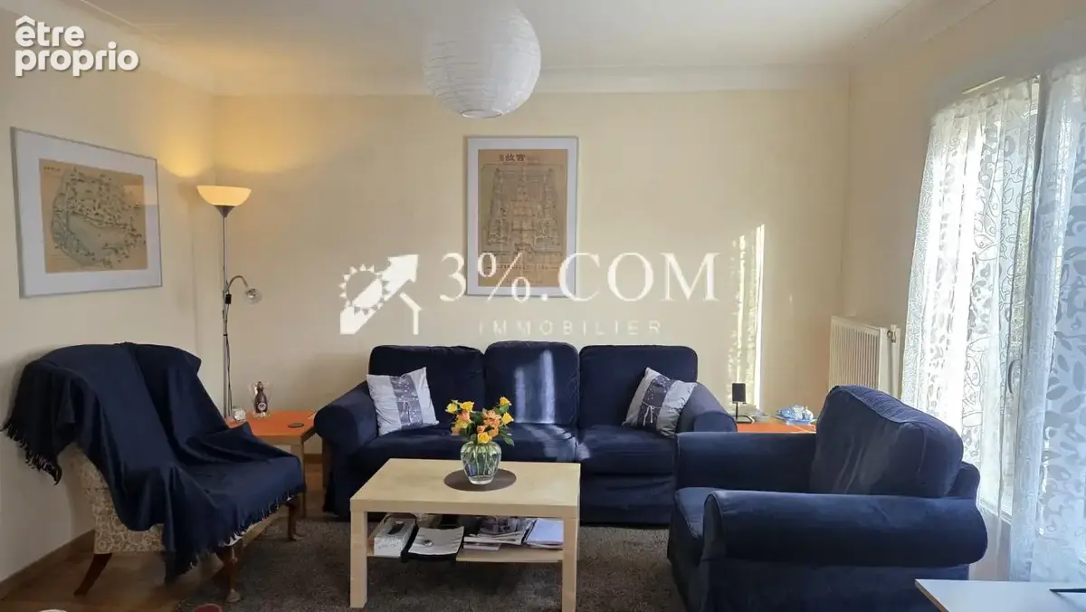 Maison familiale au coeur de la commune - photo 3