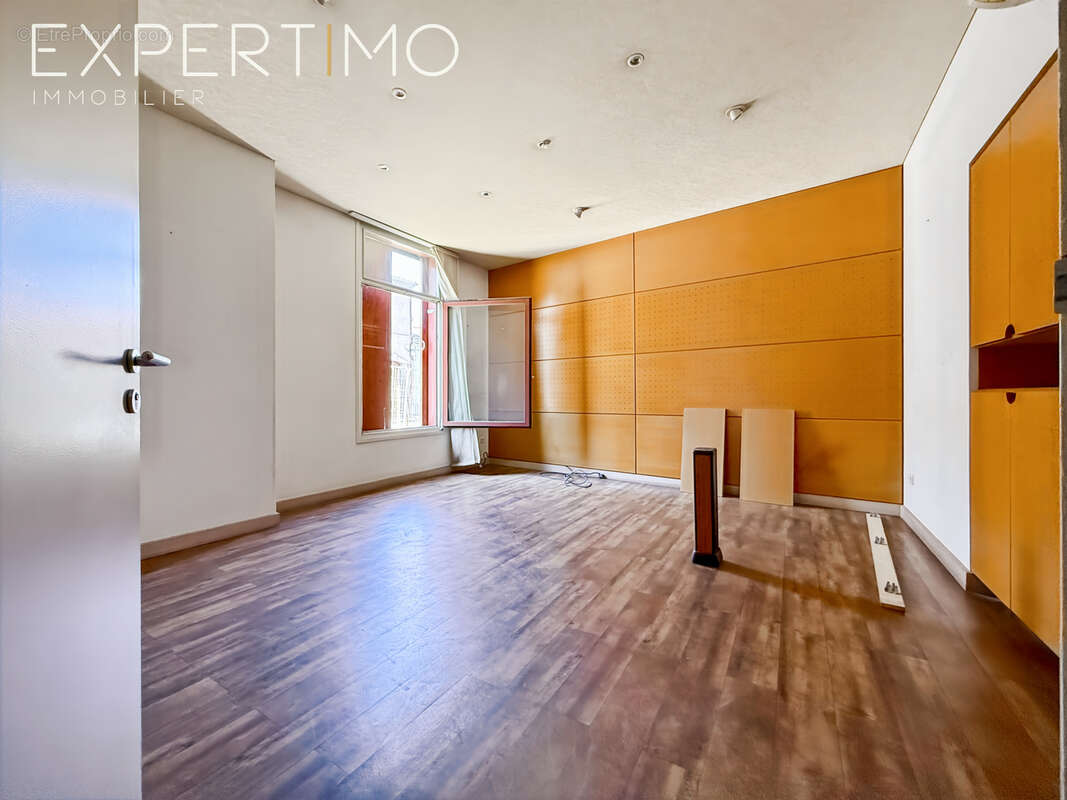 Appartement à LUNEL