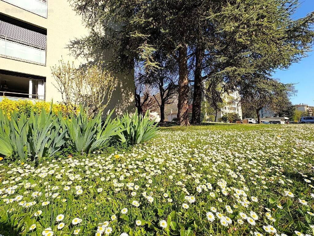 Appartement à ANNECY-LE-VIEUX