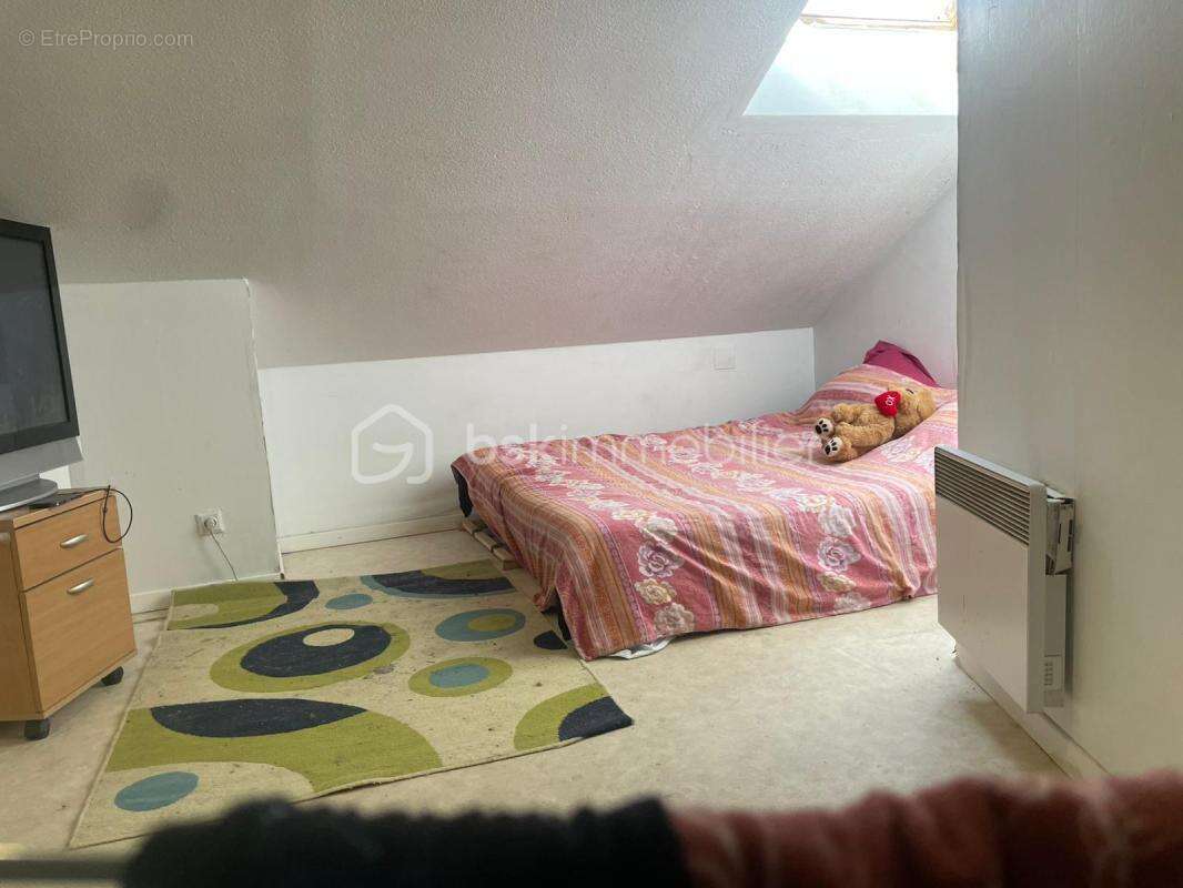 Appartement à SAINT-GENIS-LAVAL