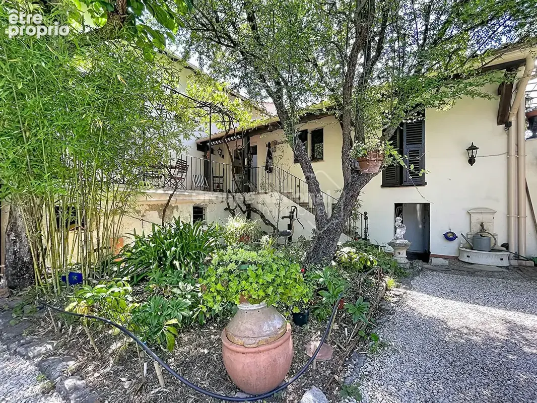 Maison Grasse 171 m2 - photo 2