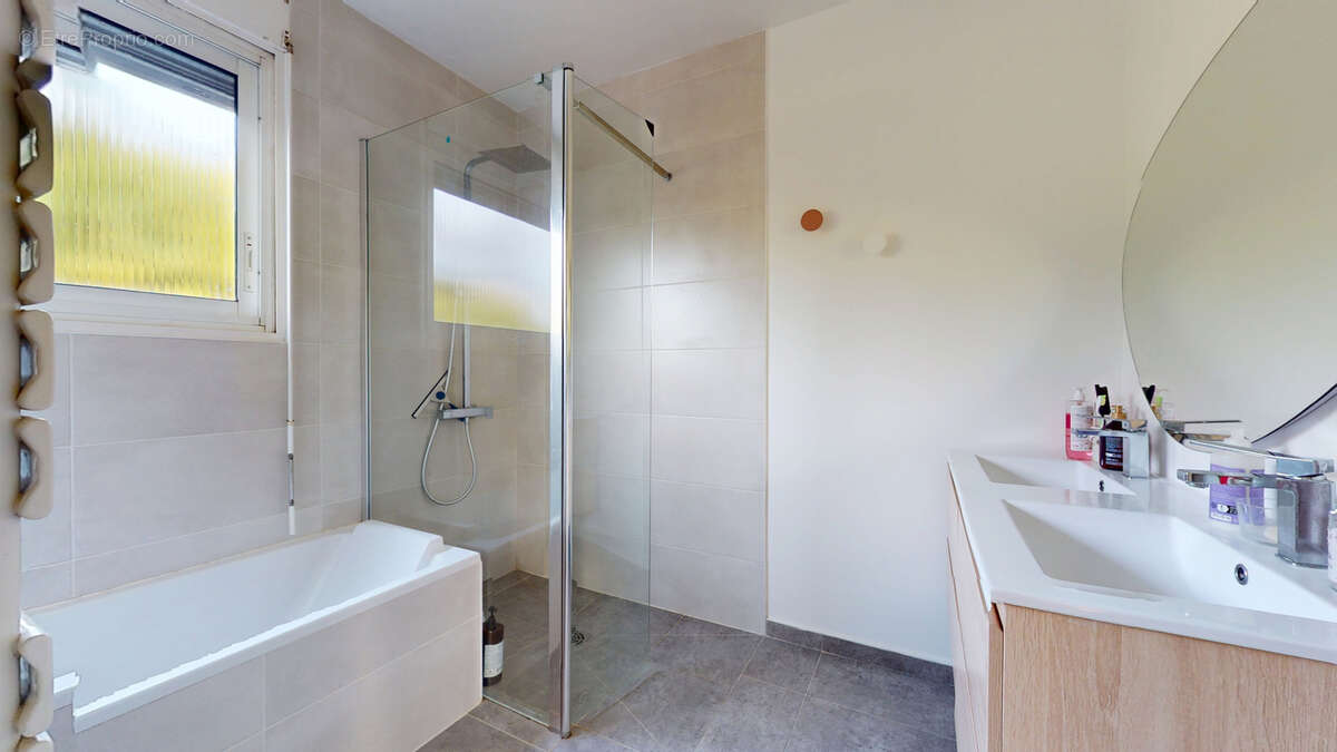 Maison à VIGOULET-AUZIL