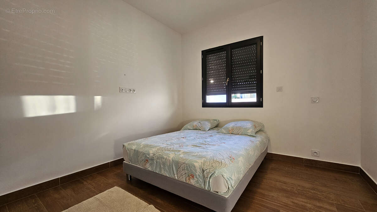 Maison à SAINT-GILLES