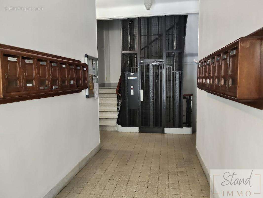 Appartement à MARSEILLE-8E