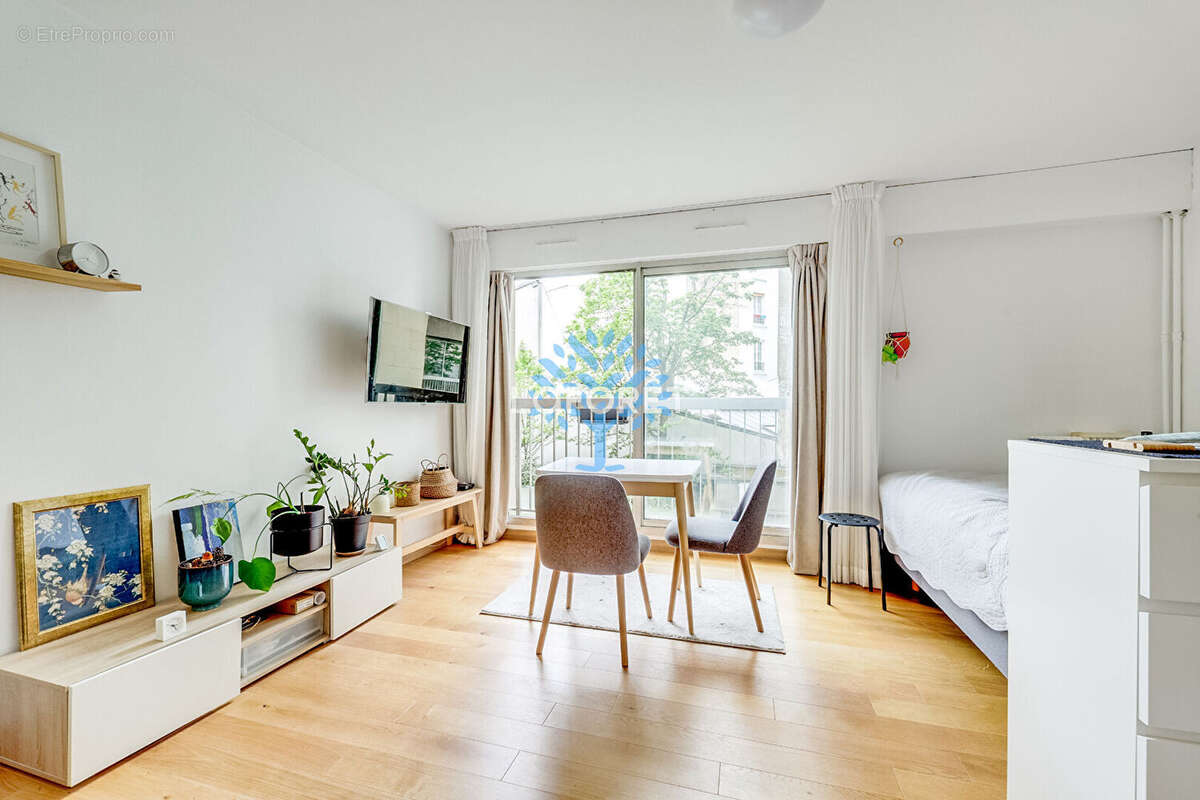 Appartement à PARIS-12E
