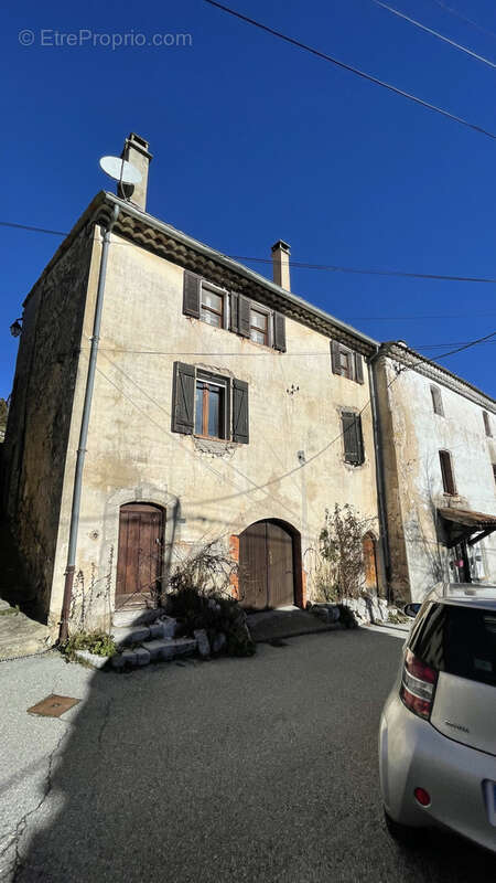 Maison à VALDEROURE