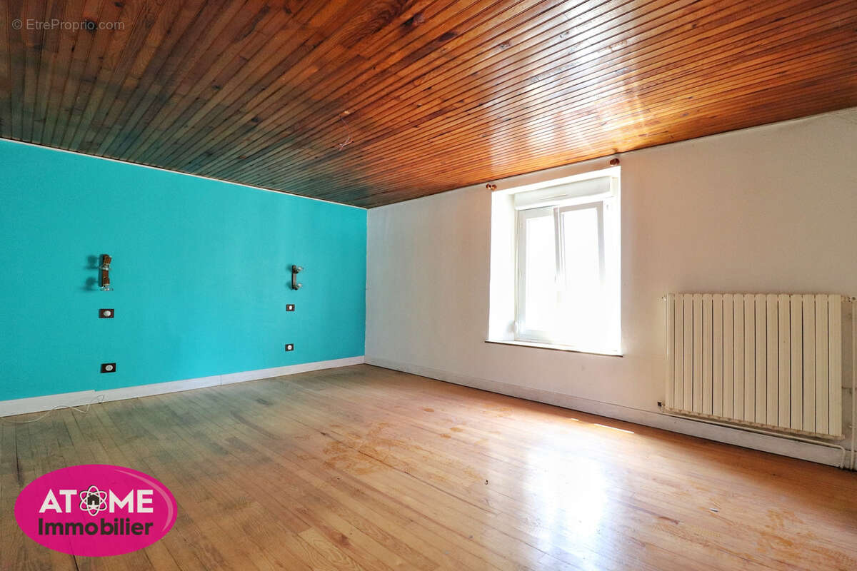Appartement à SAINTE-MARIE-AUX-CHENES