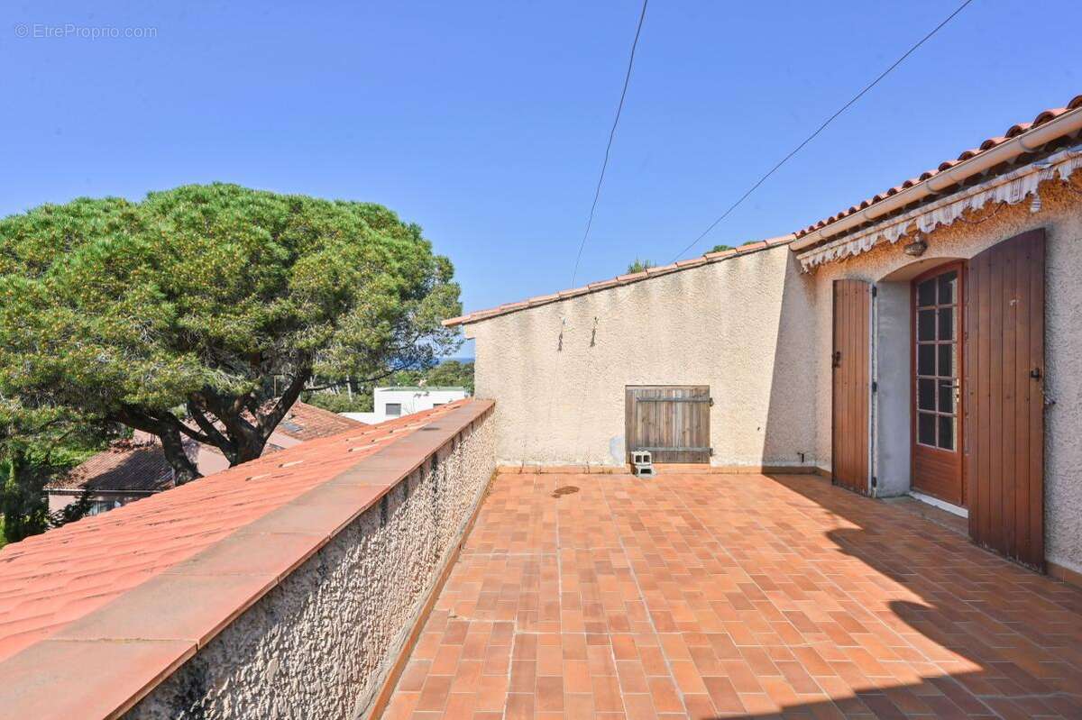 Maison à SIX-FOURS-LES-PLAGES