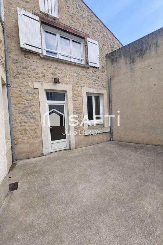 Photo 1 - Maison à BRULON