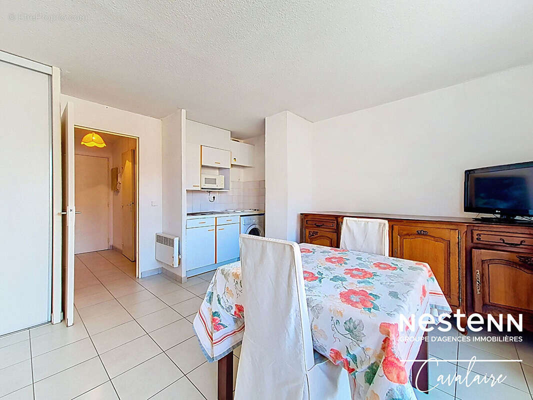 TOUT A PIED - Appartement Cavalaire-sur-Mer 2 pièce(s) 34 m² avec stationnement et cave - photo 4