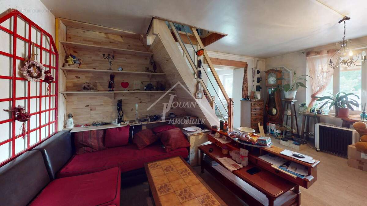 Maison à LIERNOLLES