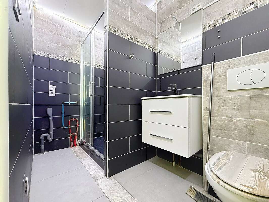 Appartement à VILLENEUVE-LOUBET