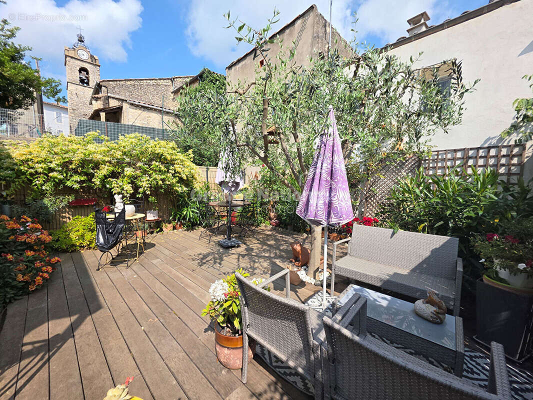 Maison à GREOUX-LES-BAINS