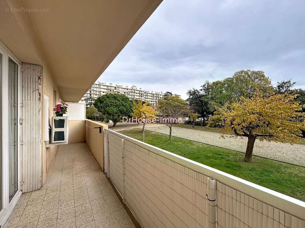 Appartement à MARSEILLE-10E