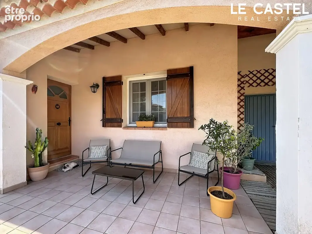 Maison 5 pièces 132 m² à vendre à Le Beausset (83330) - photo 2