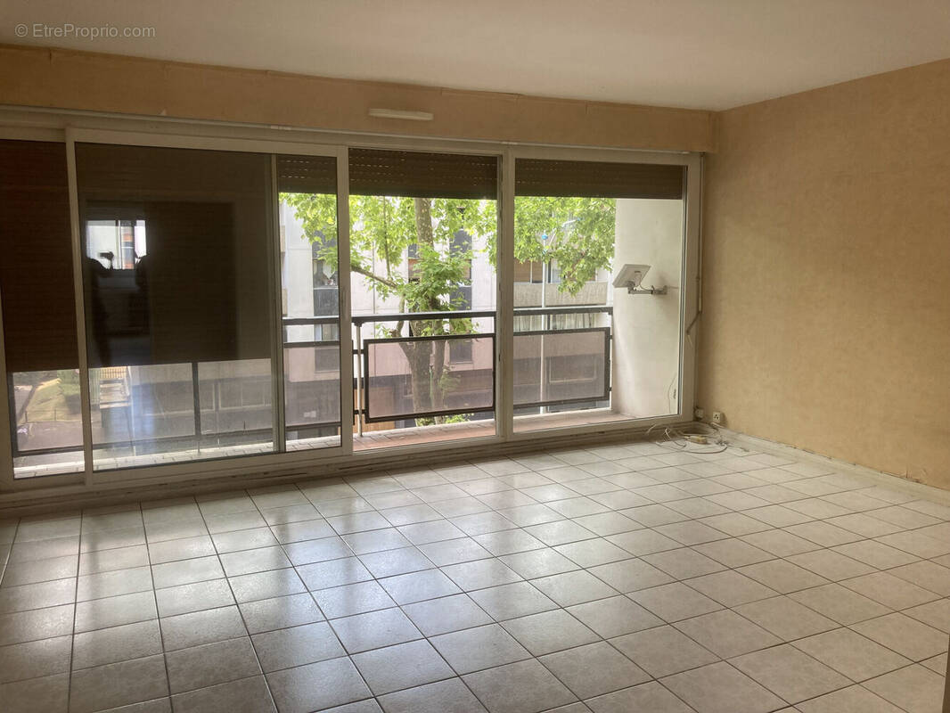 Photo 1 - Appartement à SARCELLES