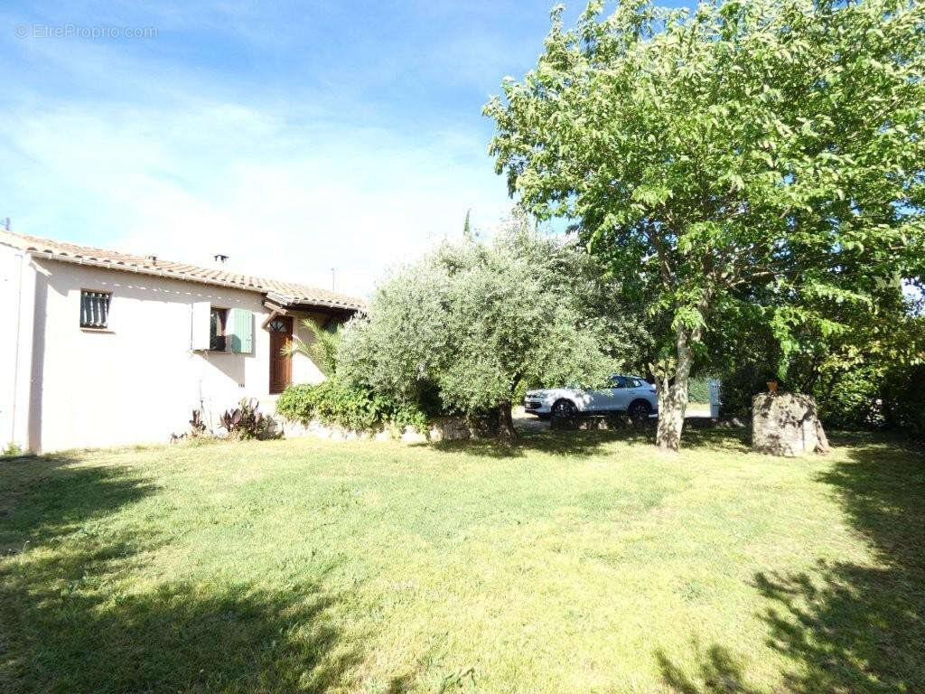 Maison à BOISSET-ET-GAUJAC