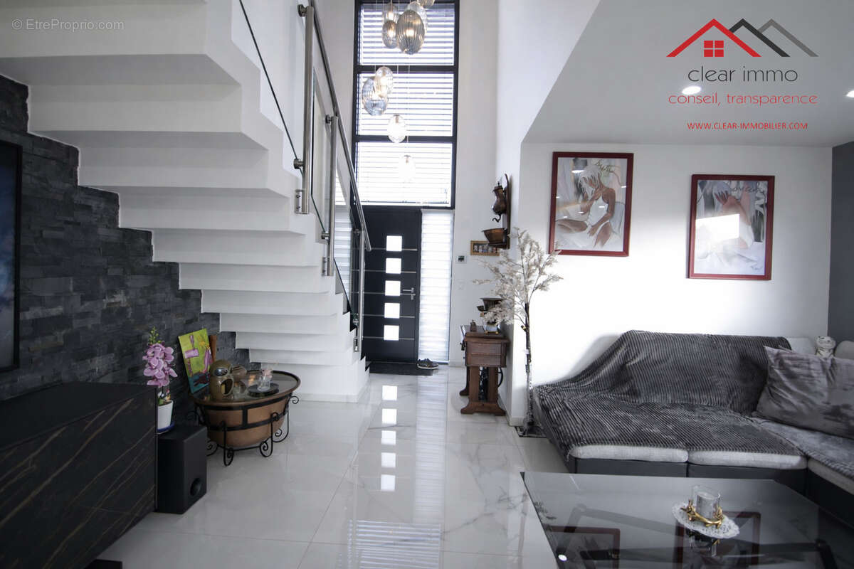 Maison à OGY