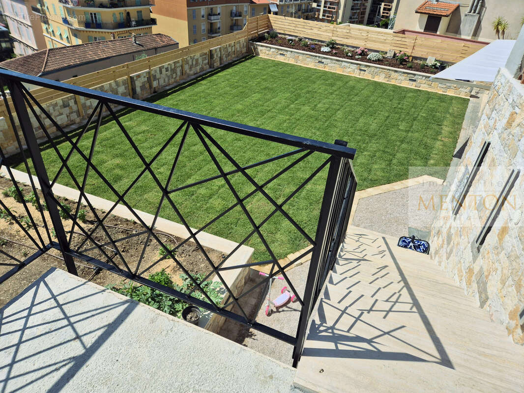 Appartement à MENTON
