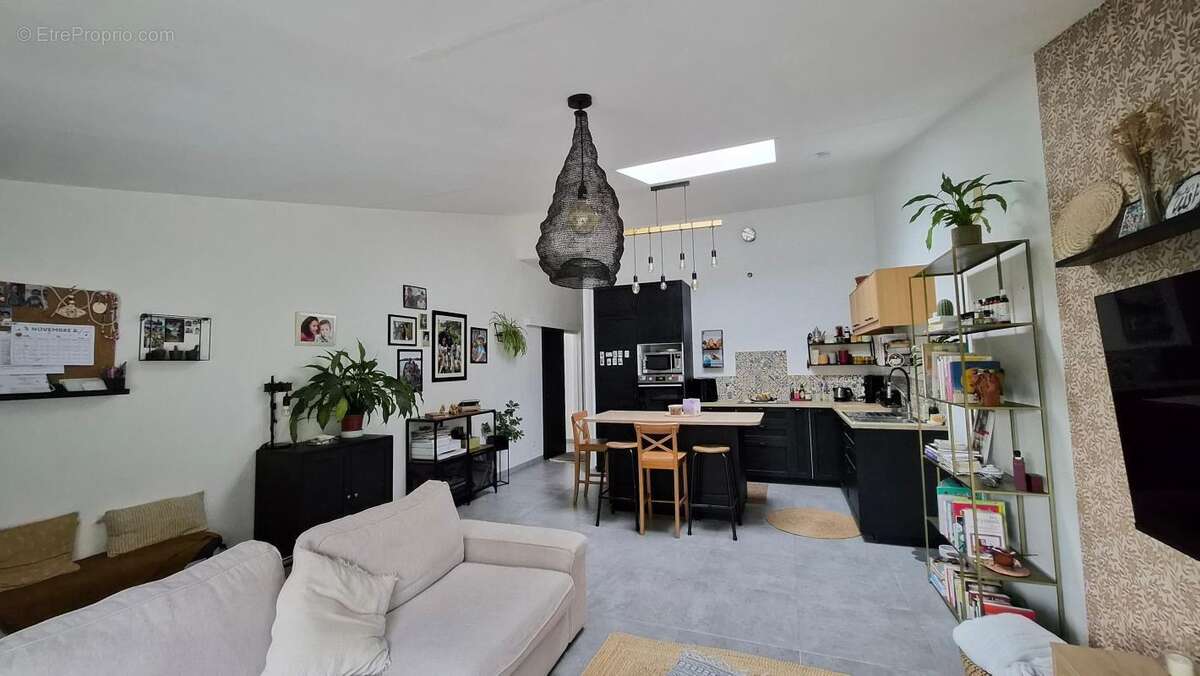 Appartement à SAINT-GERMAIN-LES-ARPAJON
