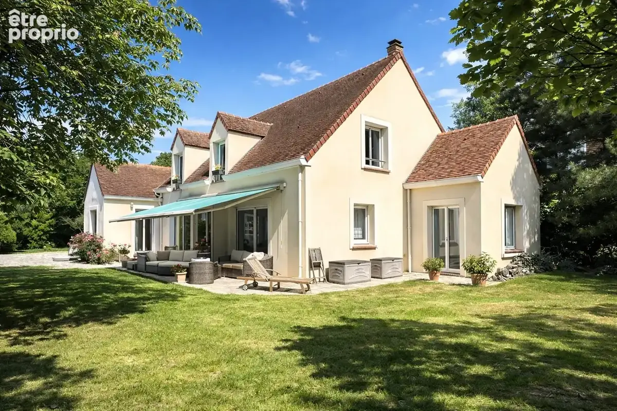 Maison à LE VESINET
