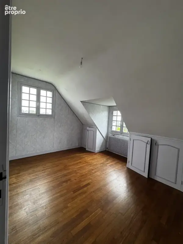 Crozon   Spacieuse maison familiale aux beaux volumes et fort potentiel - photo 9