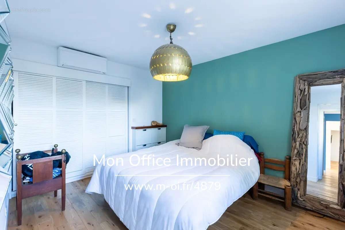 Référence : 6196-MCO. - Exclusivité Appartement 4 pièces d'une surface de 100 m2 avec une  terrasse vue sur le parc de la réside - photo 7