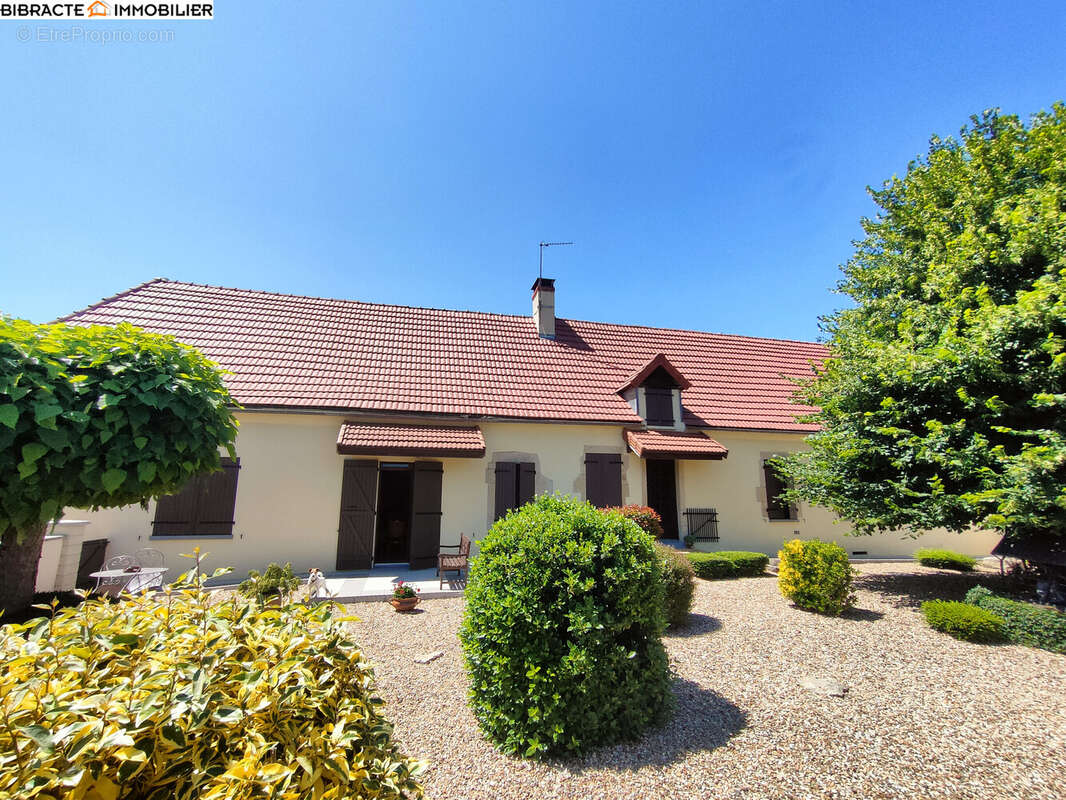 Maison à LANTY