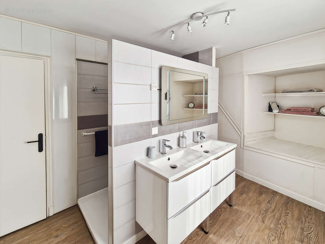 Maison de rue T3 de 62m2 - Auch centre - photo 6