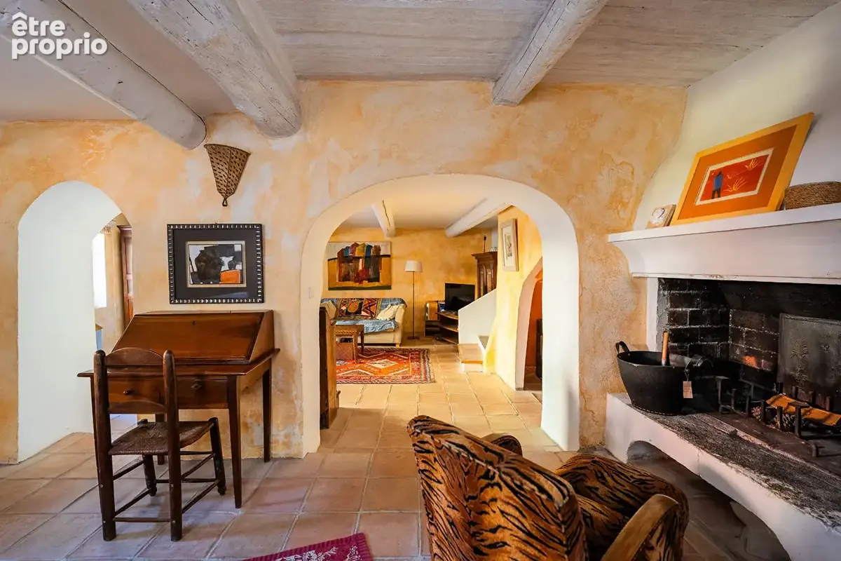 VENTABREN Charmante maison de village 4 pièces  au coeur du village - photo 14