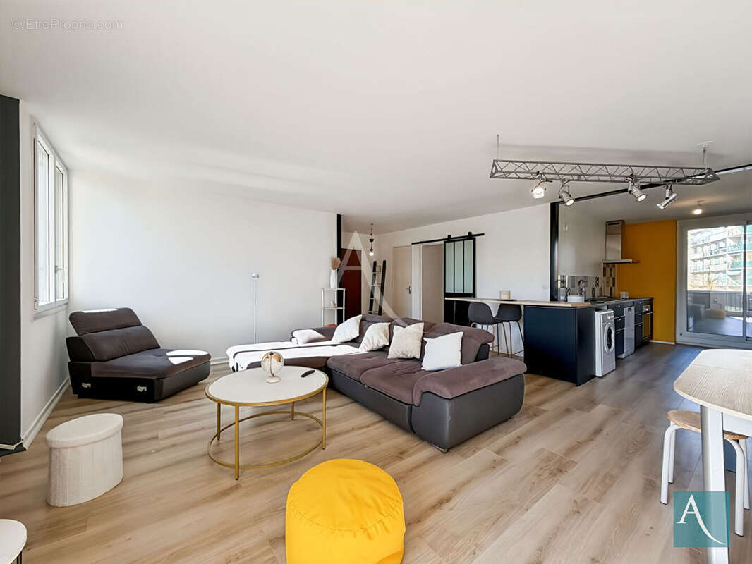Appartement à ARPAJON