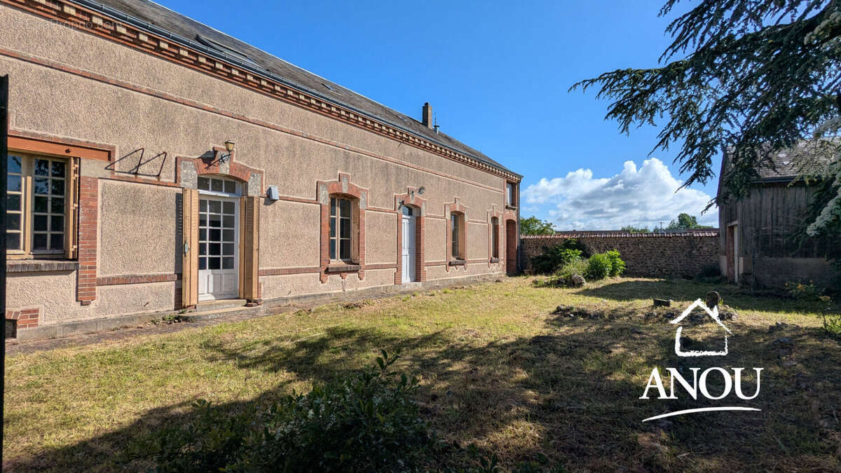 Maison à YEVRES