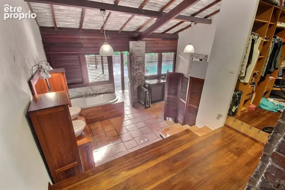 Maison 6 pièces 248 m² à vendre à Les Trois-Ilets (97229) - photo 8