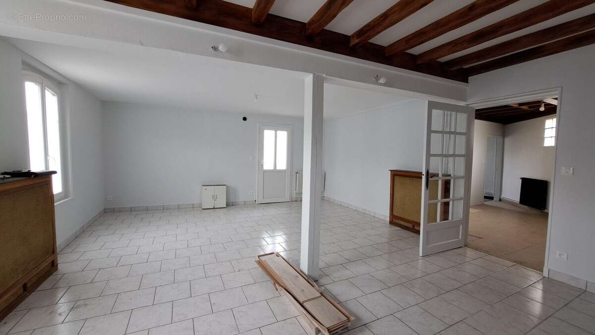 Maison à MAREUIL-CAUBERT