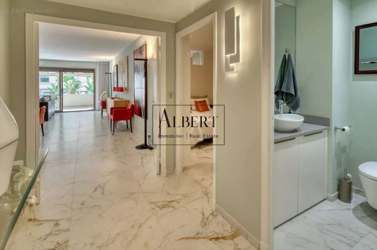 Appartement à CANNES