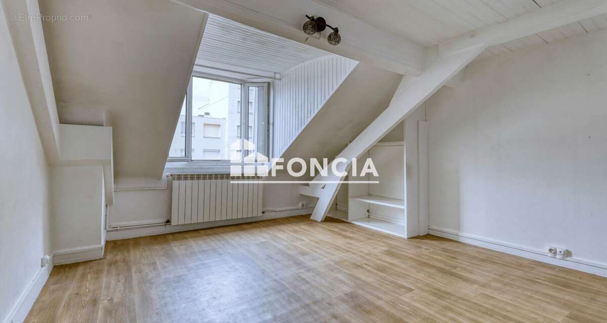 Appartement 2 pièces 32.74 m2 proche gare - photo 2