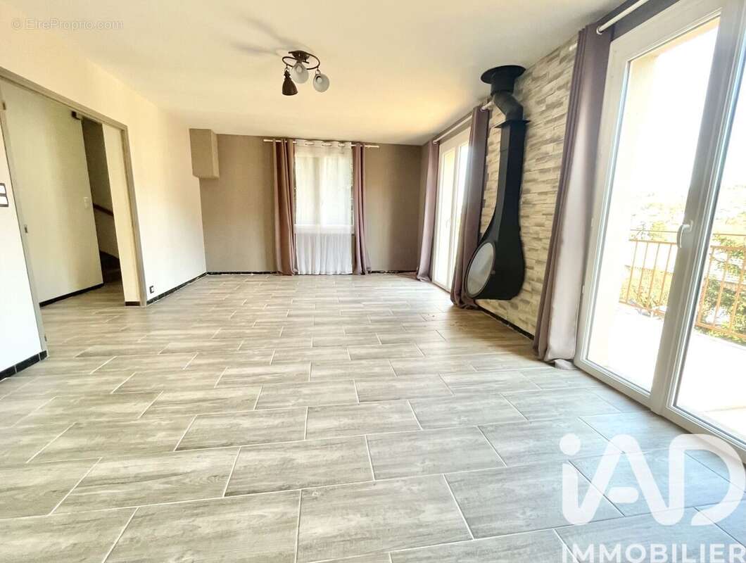 Photo 2 - Maison à SATILLIEU