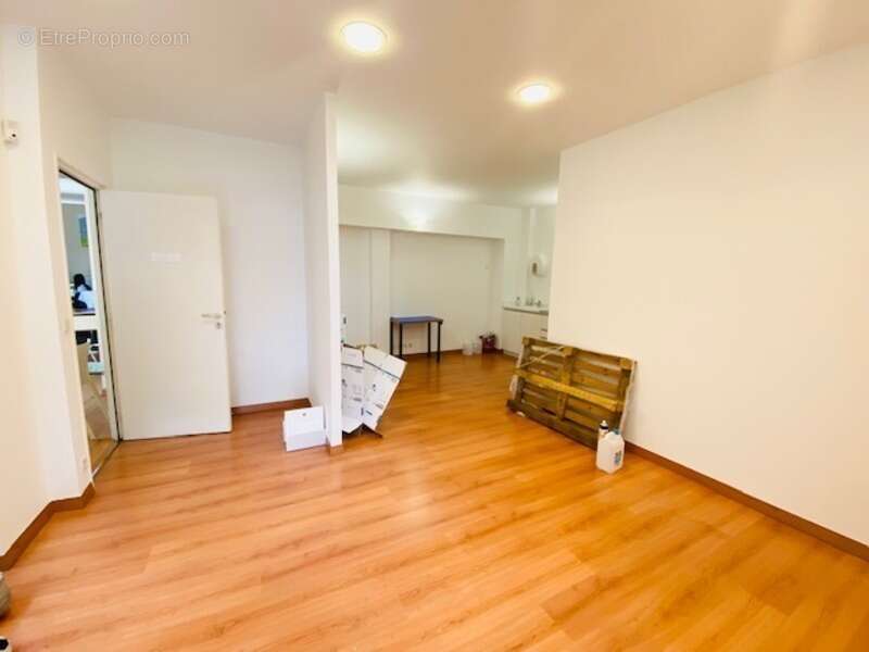 Commerce à COLOMIERS