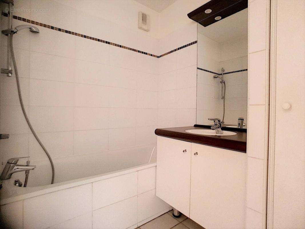 Appartement à ASNIERES-SUR-SEINE